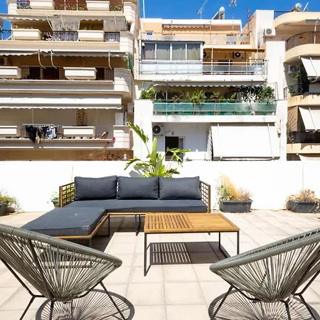 Holiday home Renovated 5 Bdr House Near Acropolis - New Beds, Terrace & Yard