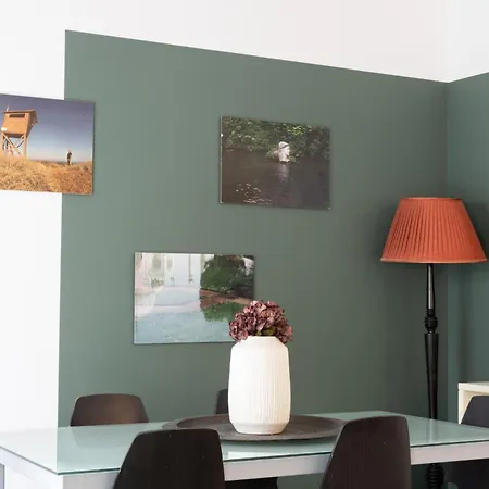 Renovated 5 Bdr House Near Acropolis - New Beds, Terrace & Yard Holiday home Athens